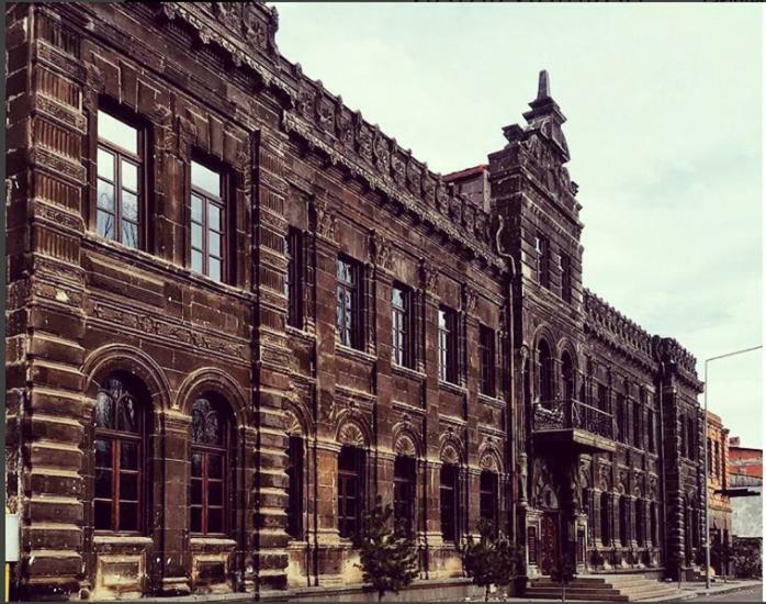 Cheltikov Hotel Kars Exterior foto